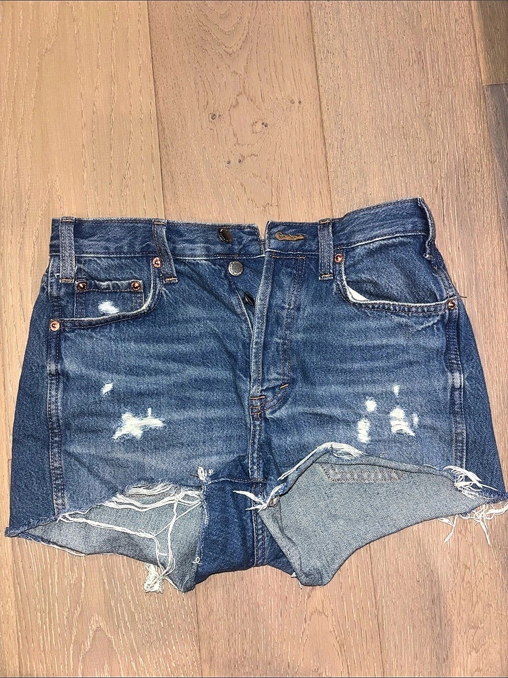 Universal Thread High Rise Mini Shorts Distressed Denim Shorts in Blue Size 2